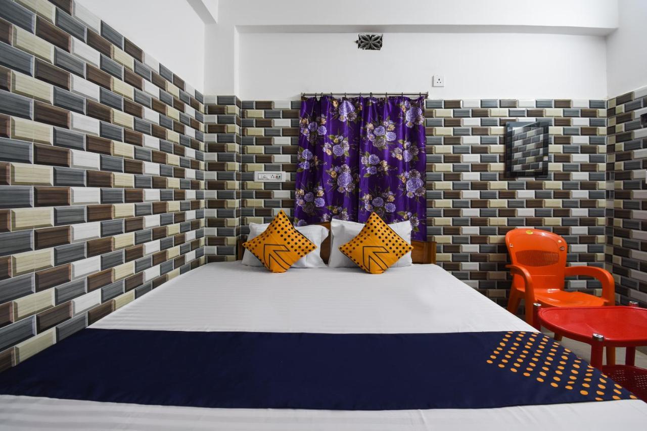 Oyo 72962 Sapphire Lucknow