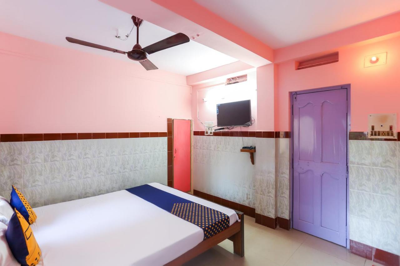 Oyo 72962 Sapphire Lucknow