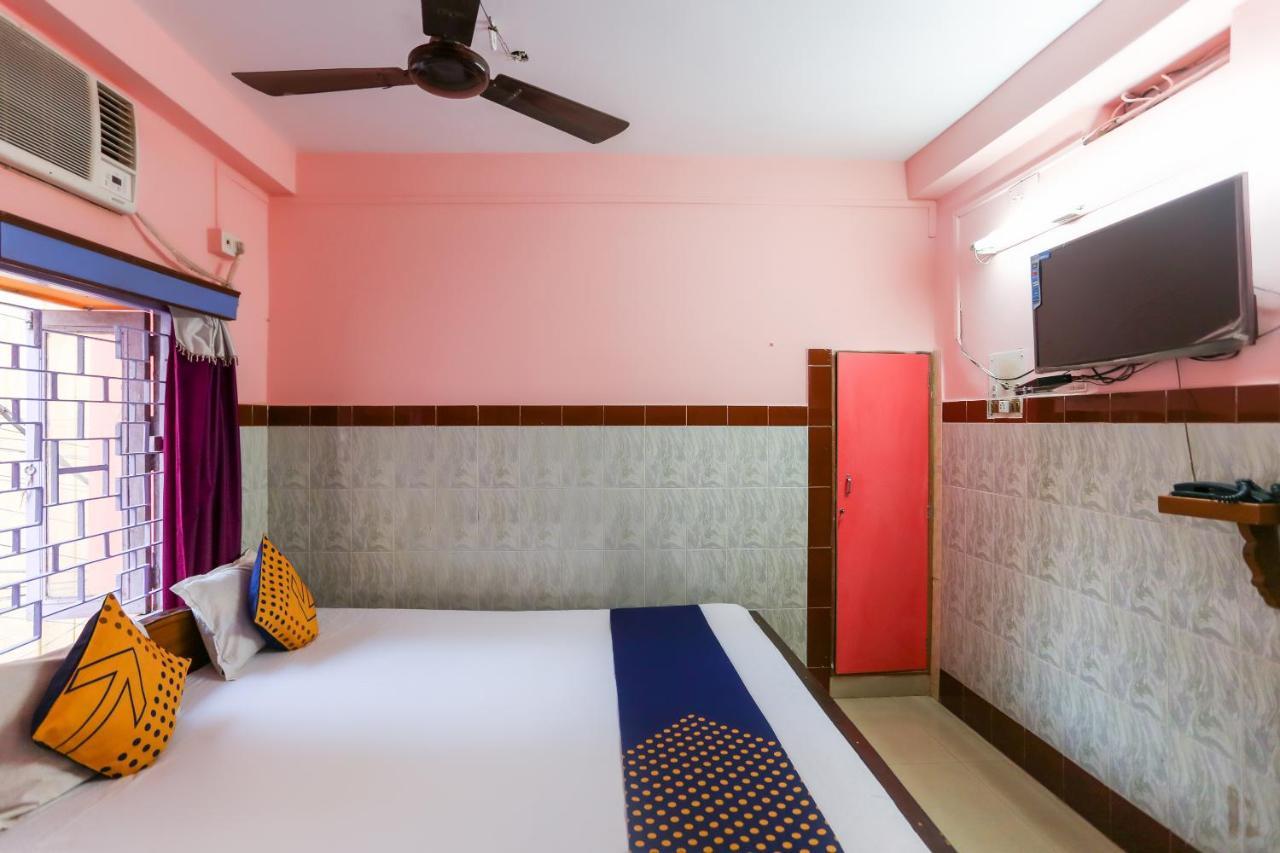Oyo 72962 Sapphire Lucknow