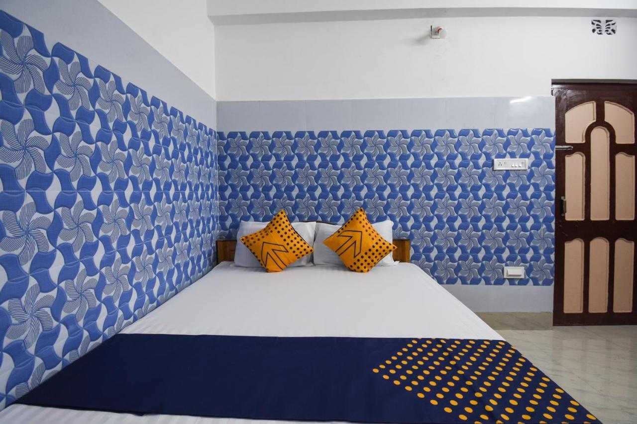 Hotel Oyo 72962 Sapphire 3*